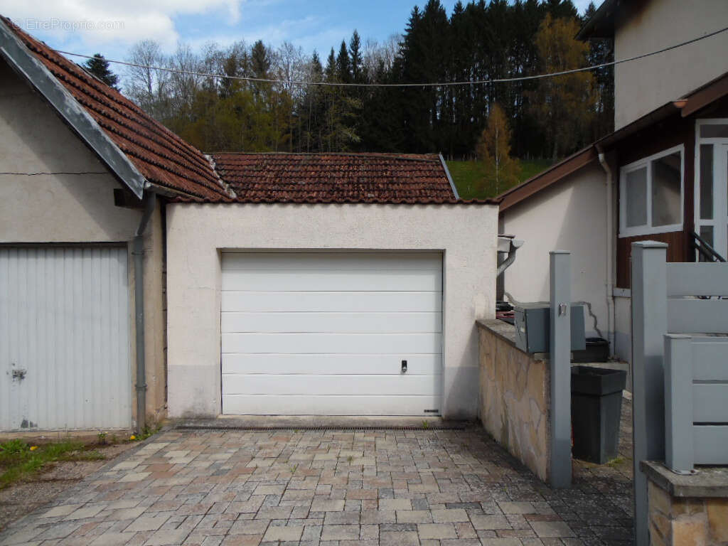 Maison à SENONES