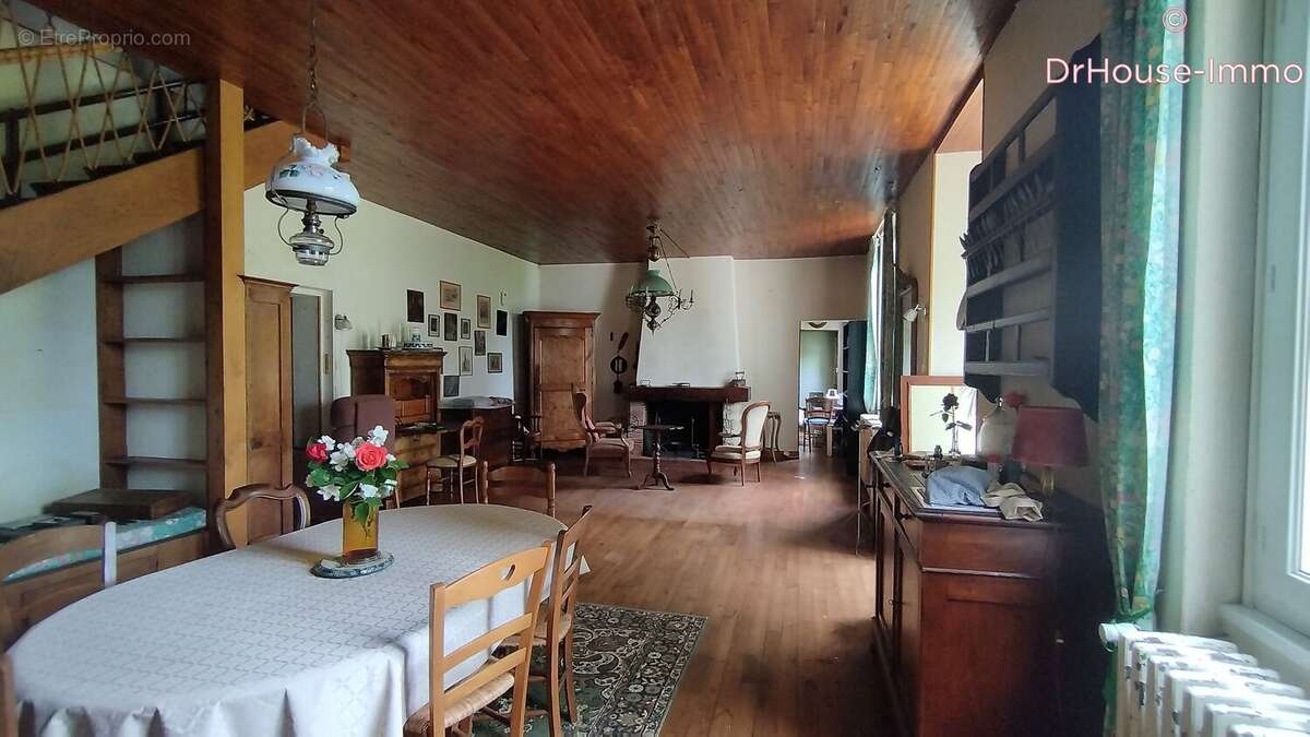 Maison à SAINT-AVIT-SAINT-NAZAIRE