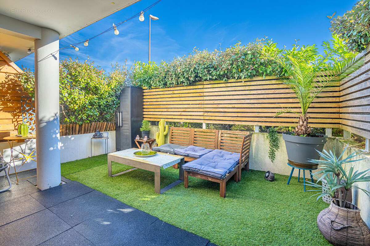 Appartement à POISY