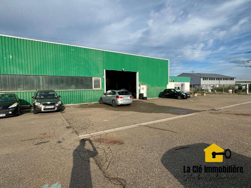 Local commercial à fort potentiel   Zone industrielle de Hombourg - photo 14