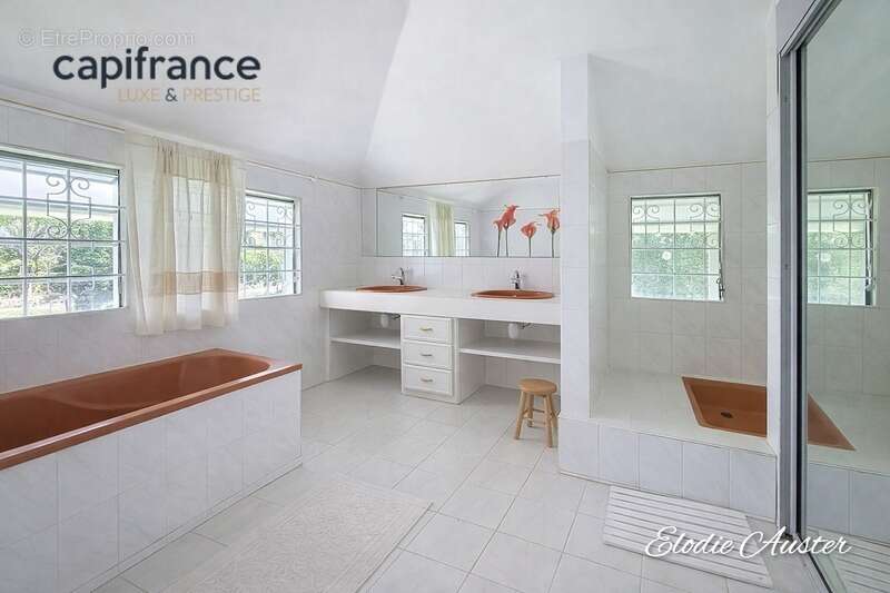 Maison à SAINT-FRANCOIS