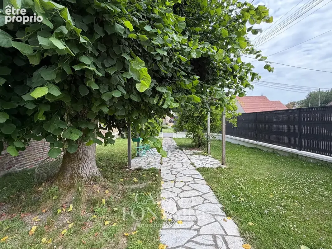 Maison Fontaine Saint Lucien - photo 10