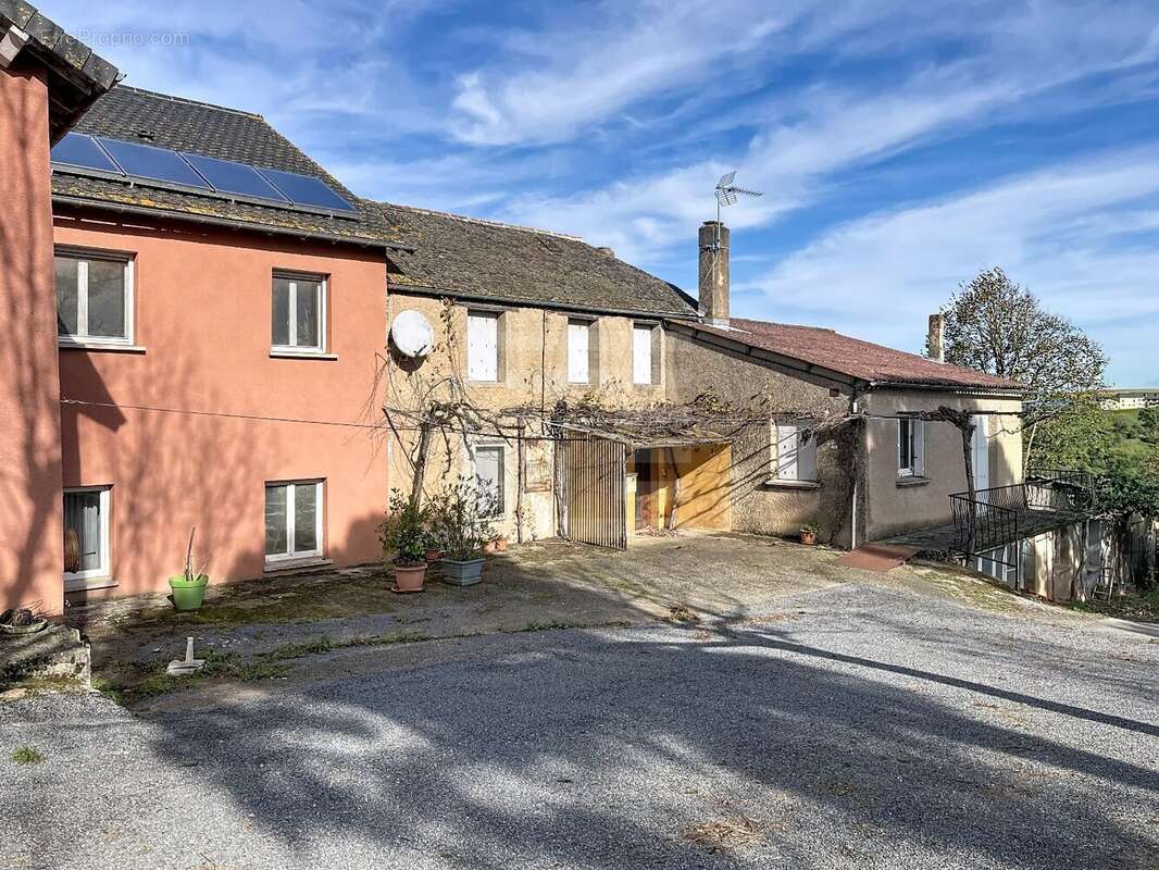 Tarn : Exploitation en ovin lait sur 52 ha SAU - photo 16