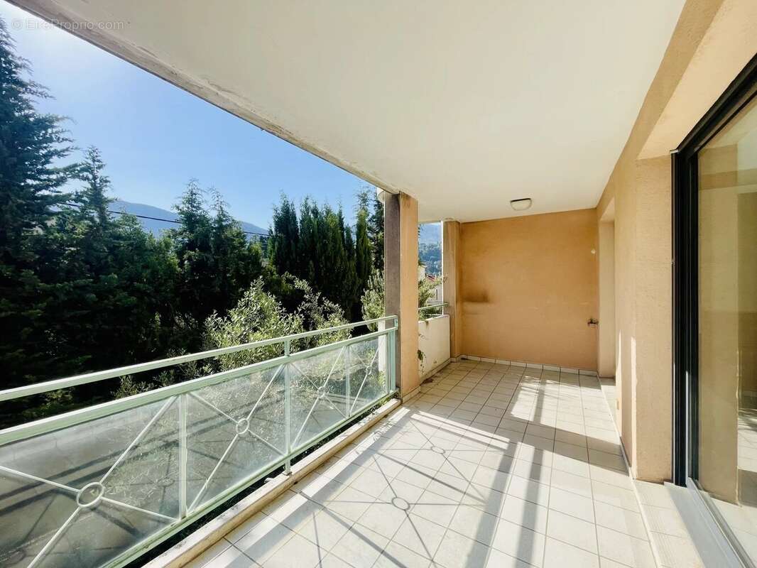 Appartement à NYONS