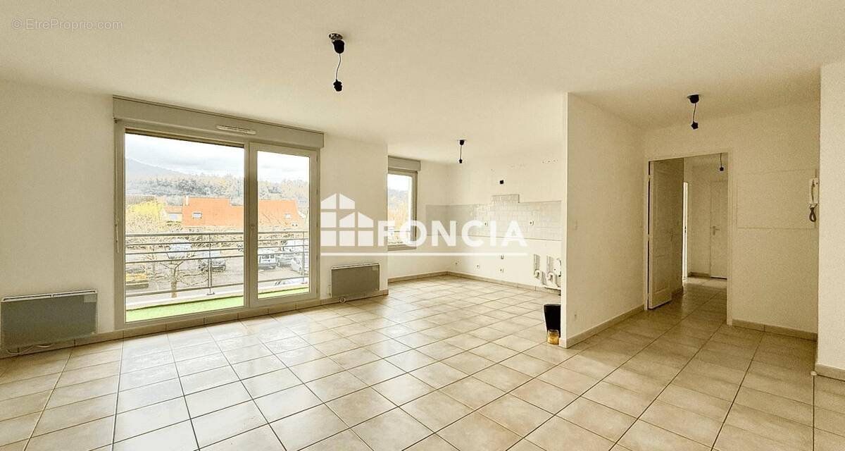 Appartement à LA VERPILLIERE