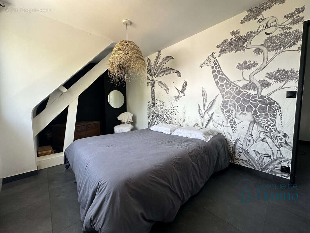 Maison à MAZE