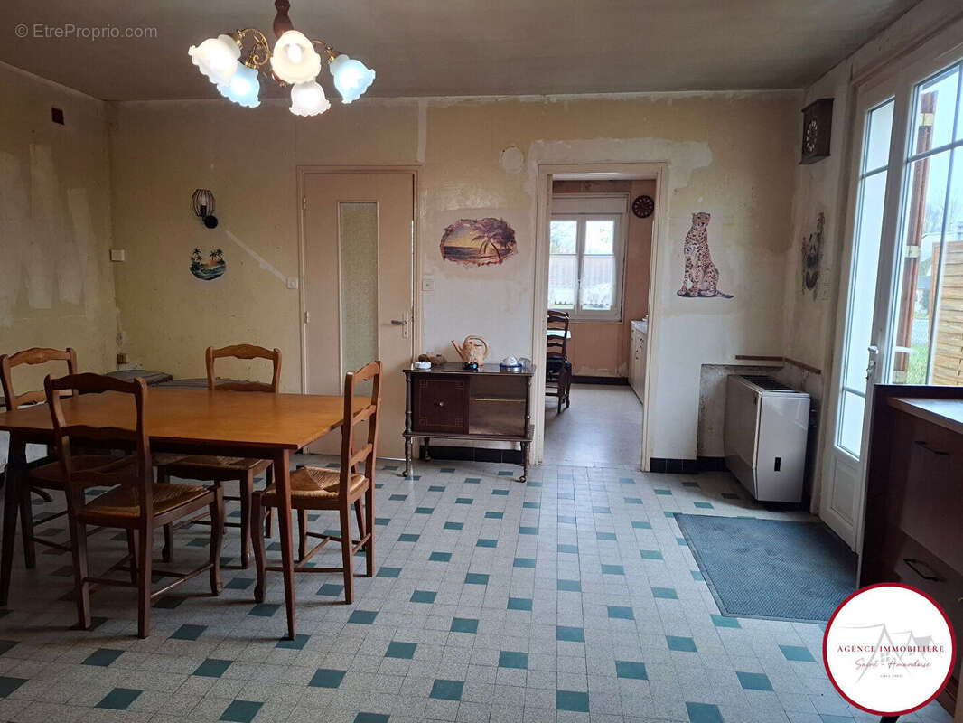 Maison à CHARENTON-DU-CHER