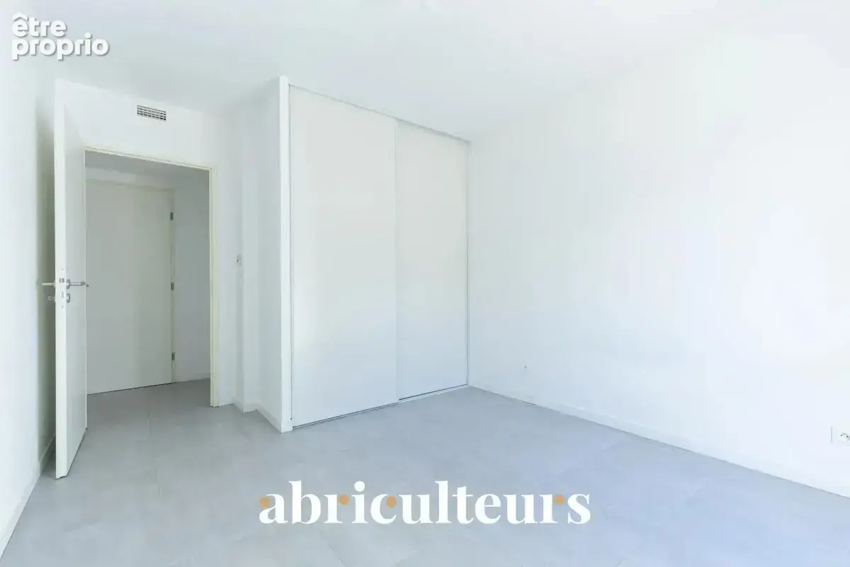 ROUSSET – T3 récent 63 m² avec terrasse, box et DPE A - photo 8