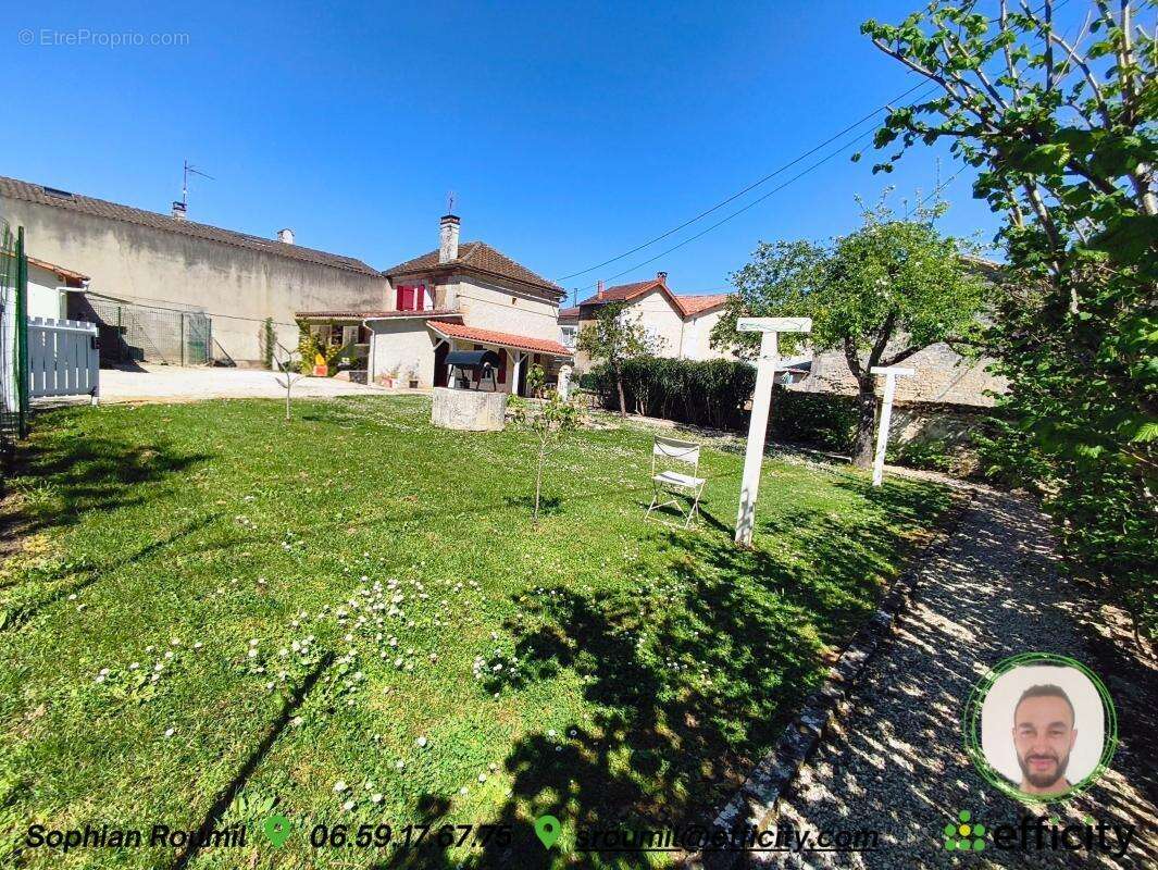 Maison à LA COURONNE