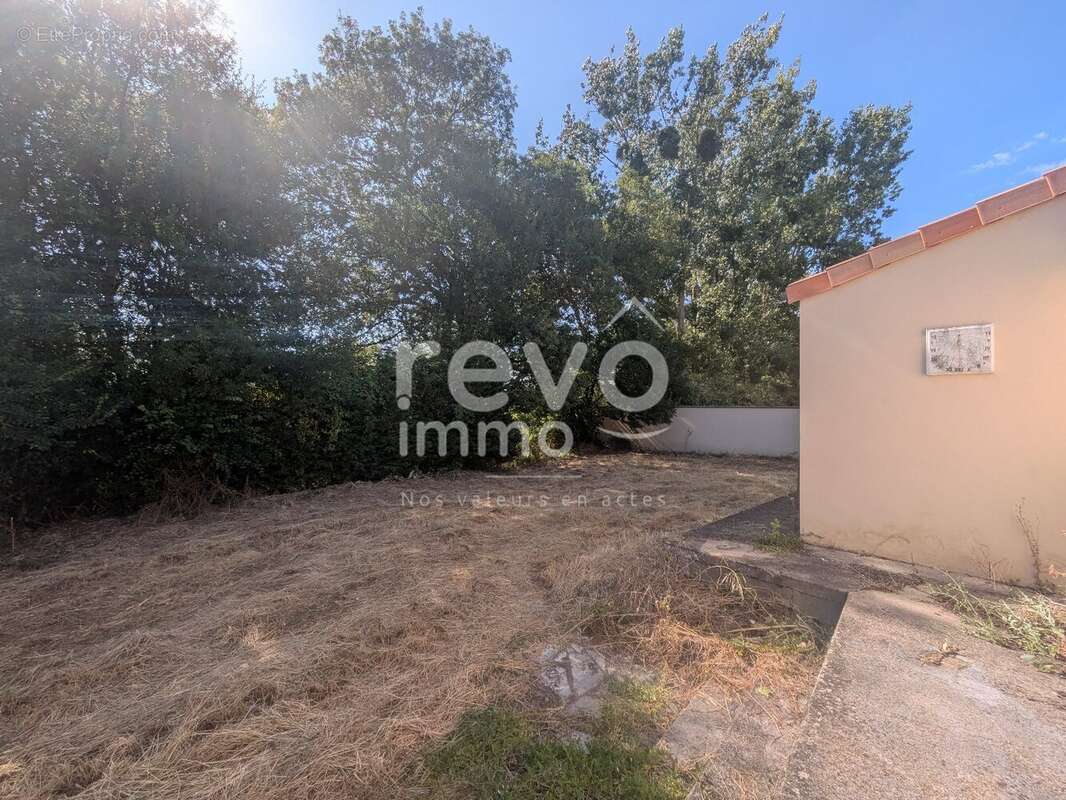 Maison à SAINT-COLOMBAN