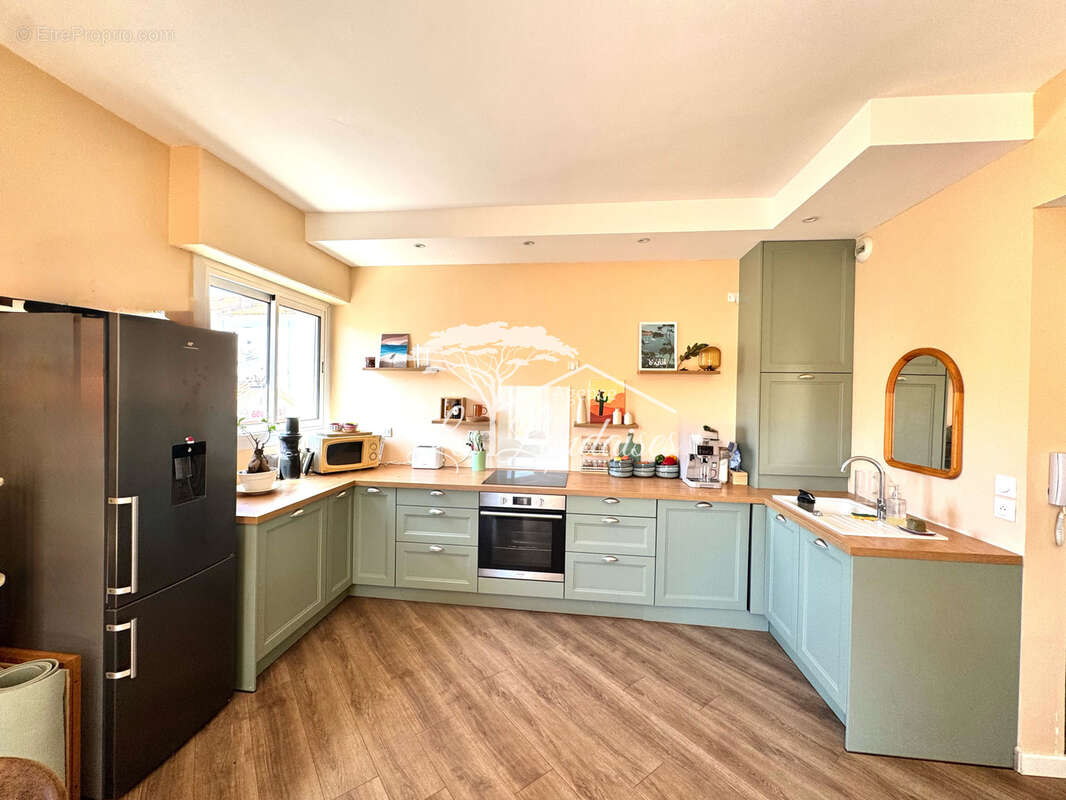 Appartement à LA LONDE-LES-MAURES