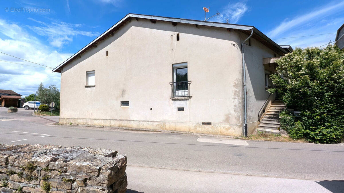 Maison à DIGNA