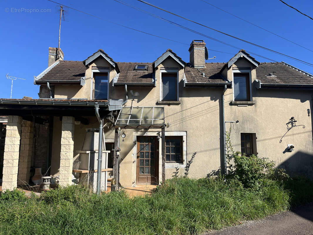 Maison avec dependance a renover /  urcy - photo 2