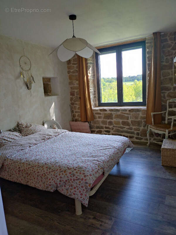 Ancienne grange rénovée avec vue panoramique et terrain - photo 8