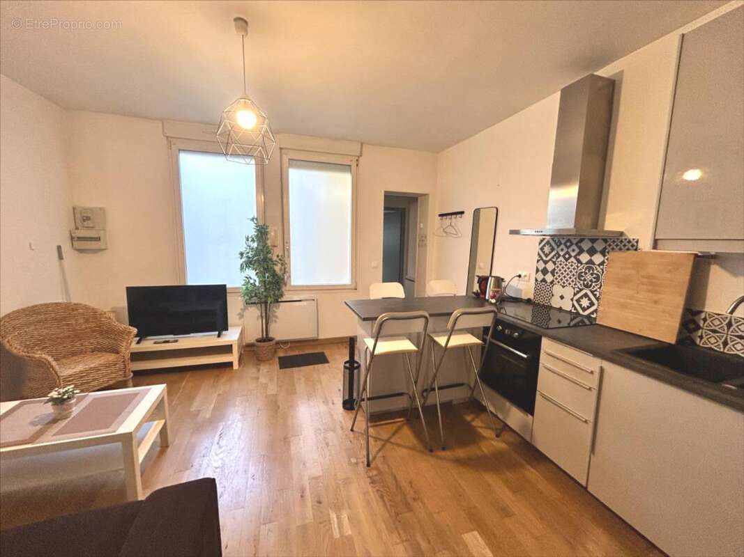 Appartement 40 m² à Reims  - photo 9