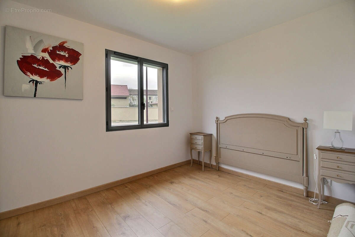 Maison à SAINT-GENGOUX-LE-NATIONAL