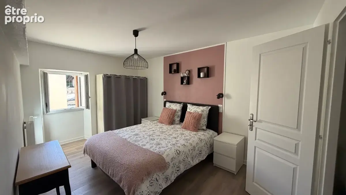 Maison de charme rénovée - SAINT LAURENT D'ARCE 208m2 habitables, 6 chambres et 4 salles d'eau - photo 13