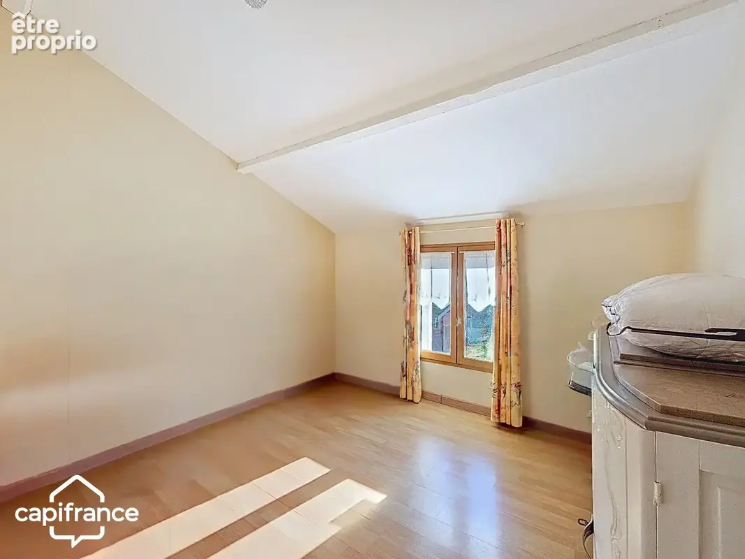 Maison familiale 131 m² – 4 chambres + bureau – vie de plain-pied – jardin 620 m² – La Chapelle-Gaudin (Argentonnay 79150) - photo 13