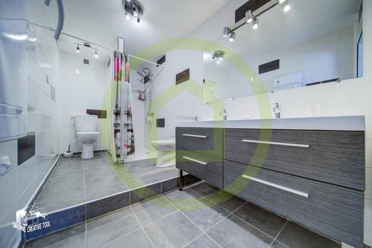 Maison à LAMORVILLE