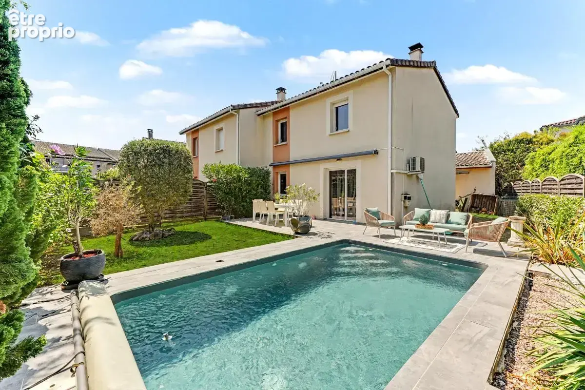 Maison T4 de + 86 m² avec Jardin, Piscine, Garage & Climatisation – Castelginest - photo 16
