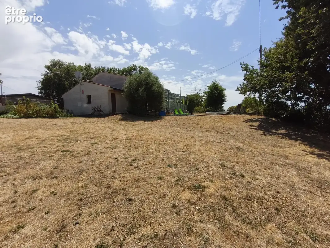 Maison T5 de 152 m2 avec piscine et vue dégagée - photo 21