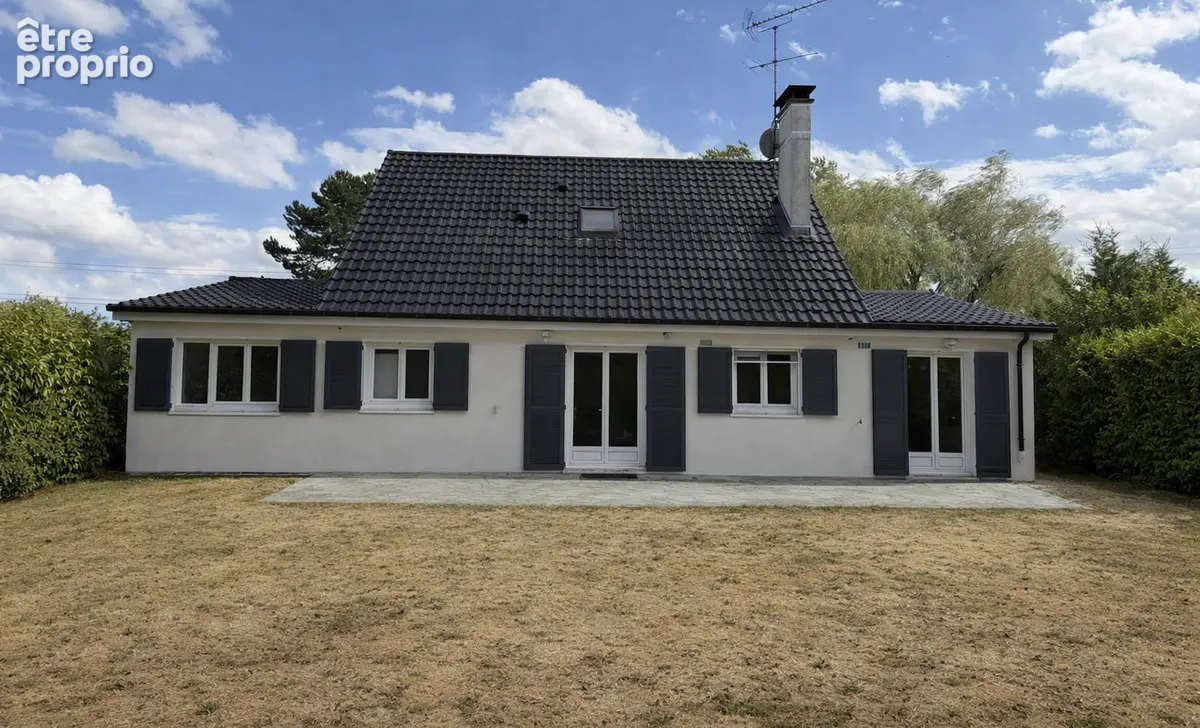 Maison à LESIGNY