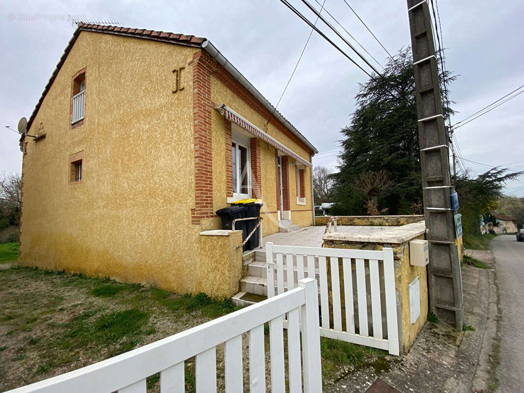 Maison à BLAYE-LES-MINES