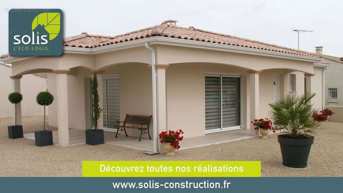 Terrain à bâtir de 621 m² à THENAC (17) - photo 3