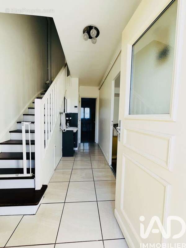 Photo 5 - Maison à FLEURY-LES-AUBRAIS