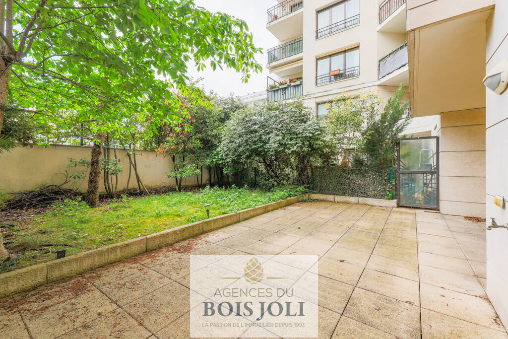 Appartement à ISSY-LES-MOULINEAUX
