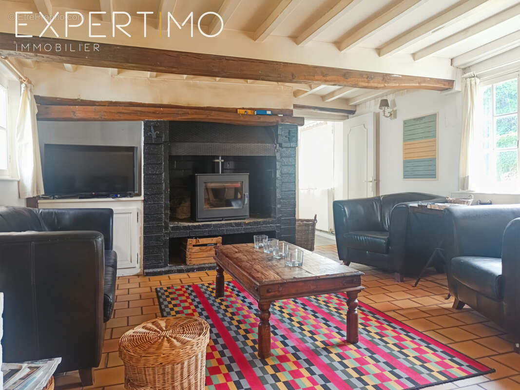 Maison à REGNIERE-ECLUSE