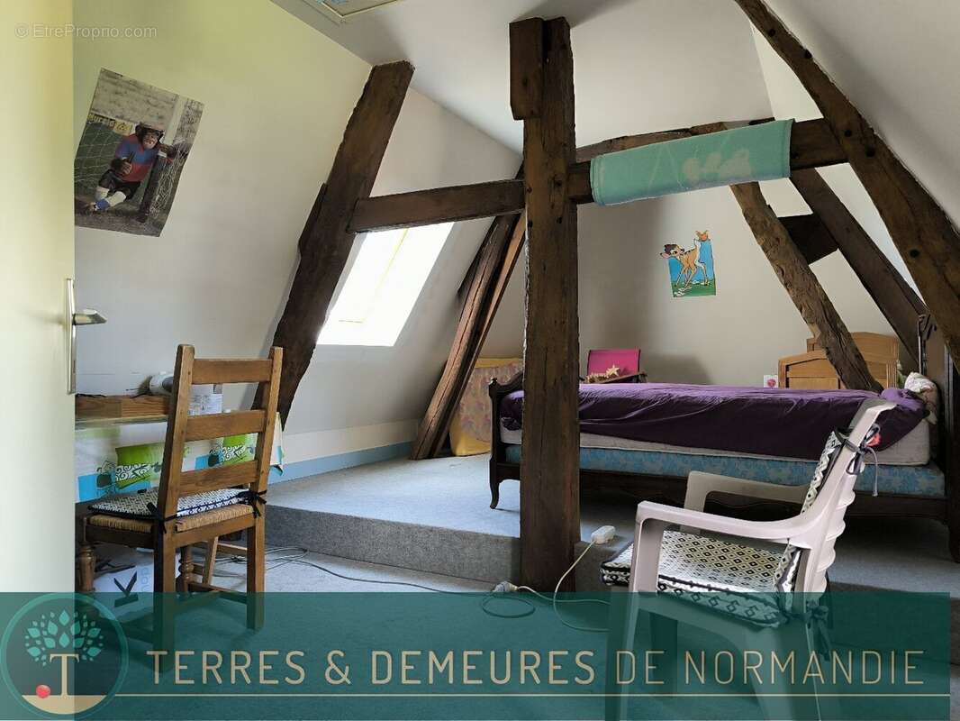 Maison à EPAIGNES