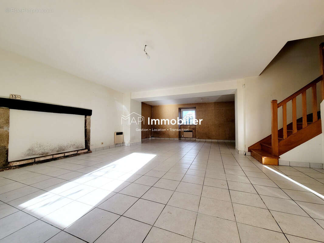 Maison à BRANDERION