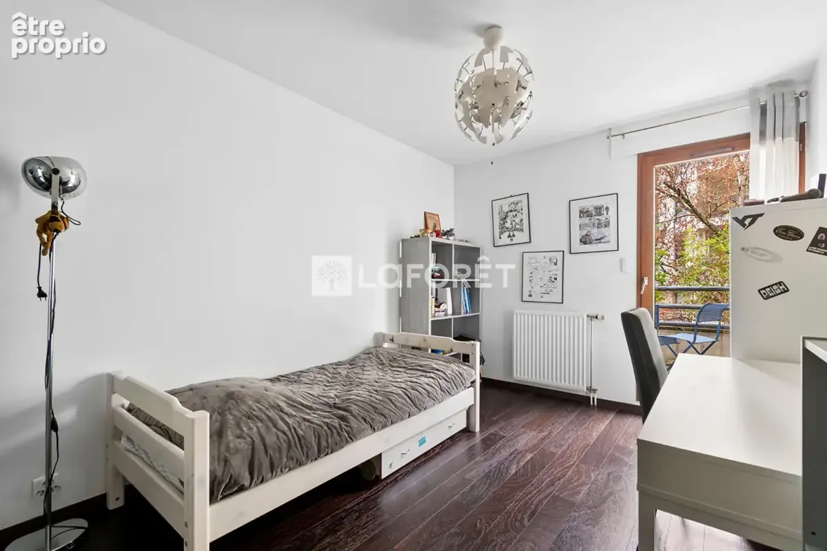 Appartement Suresnes 4 pièce(s) 110 m2 - photo 10