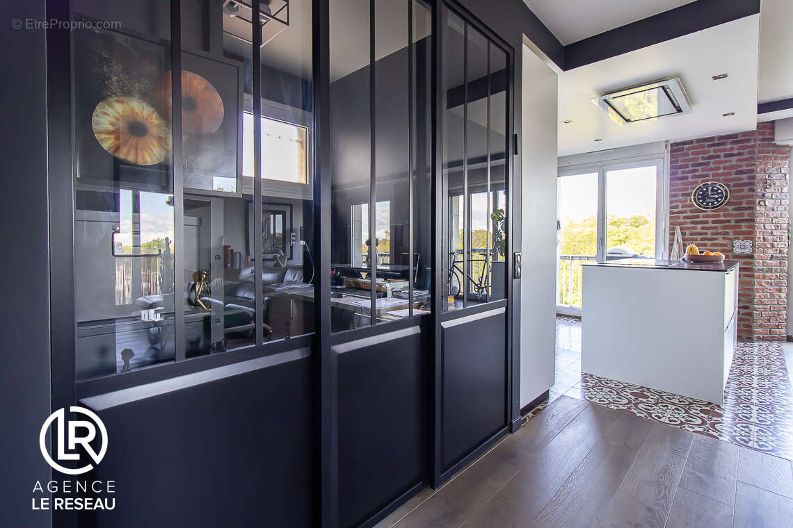 Appartement à CHARENTON-LE-PONT