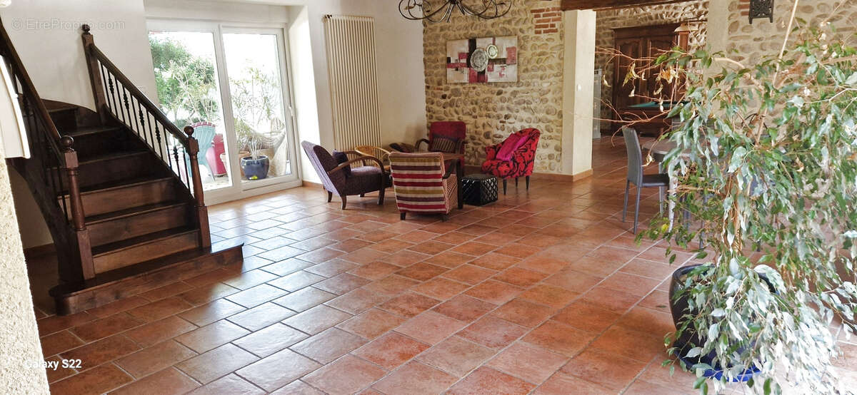 Maison à CHAZEY-SUR-AIN