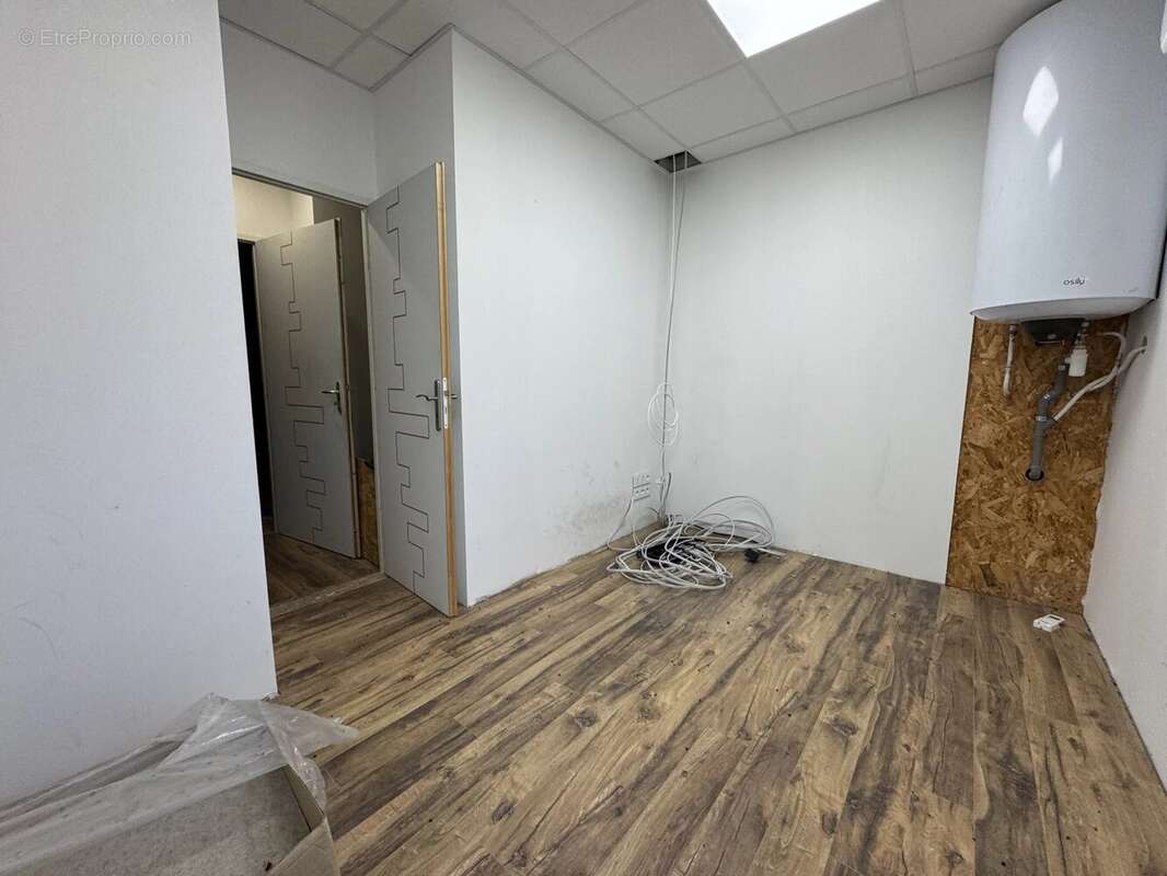 Local - entrepot - photo 8