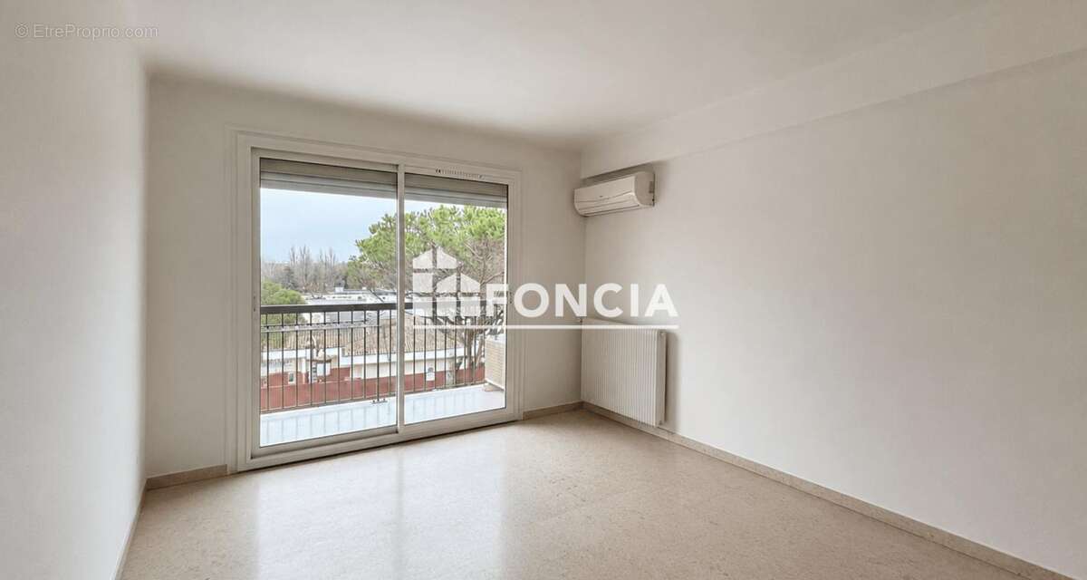 Appartement à MANDELIEU-LA-NAPOULE