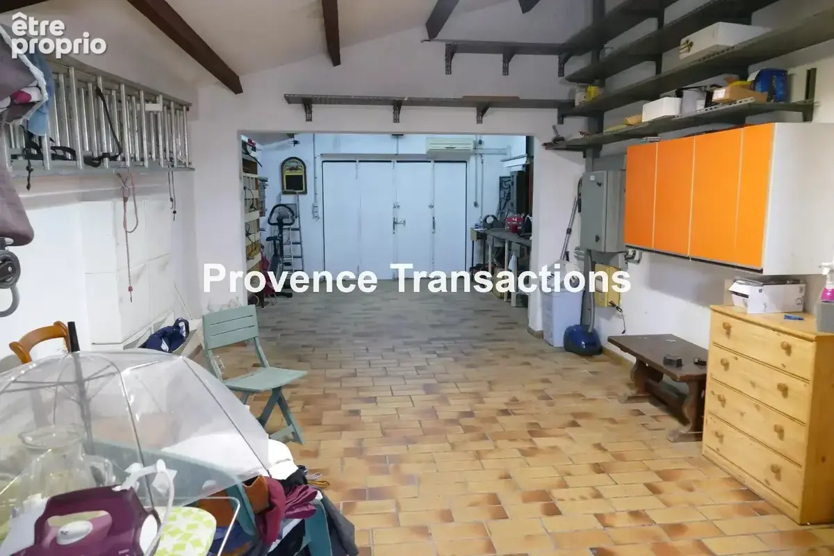 Pain-pied de 100m² avec garage sur 580m² de terrain - photo 14
