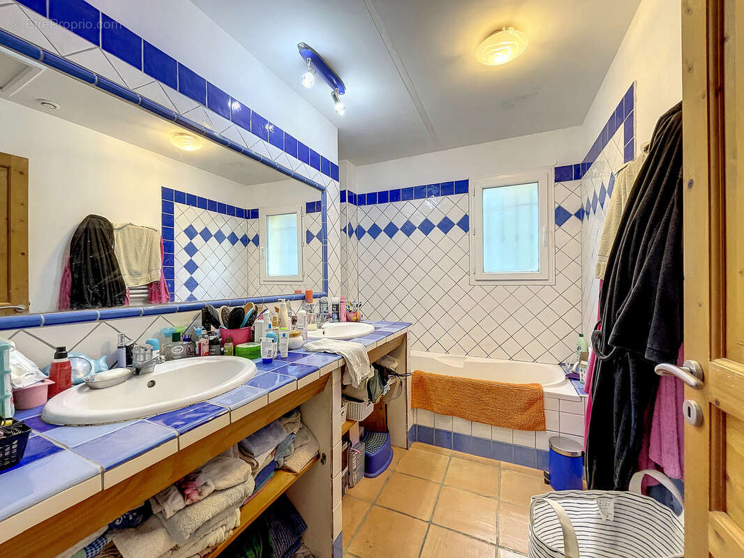 Maison à MARSEILLE-13E