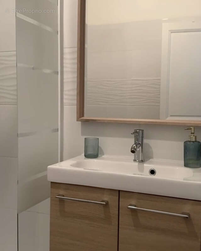 Appartement à MARSEILLE-9E