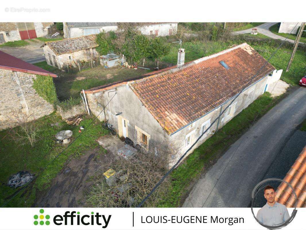 Maison à SOMMIERES-DU-CLAIN