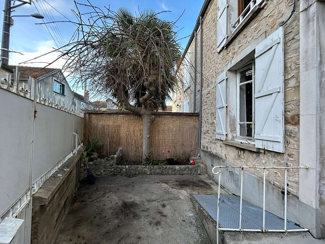 Maison à MORET-SUR-LOING