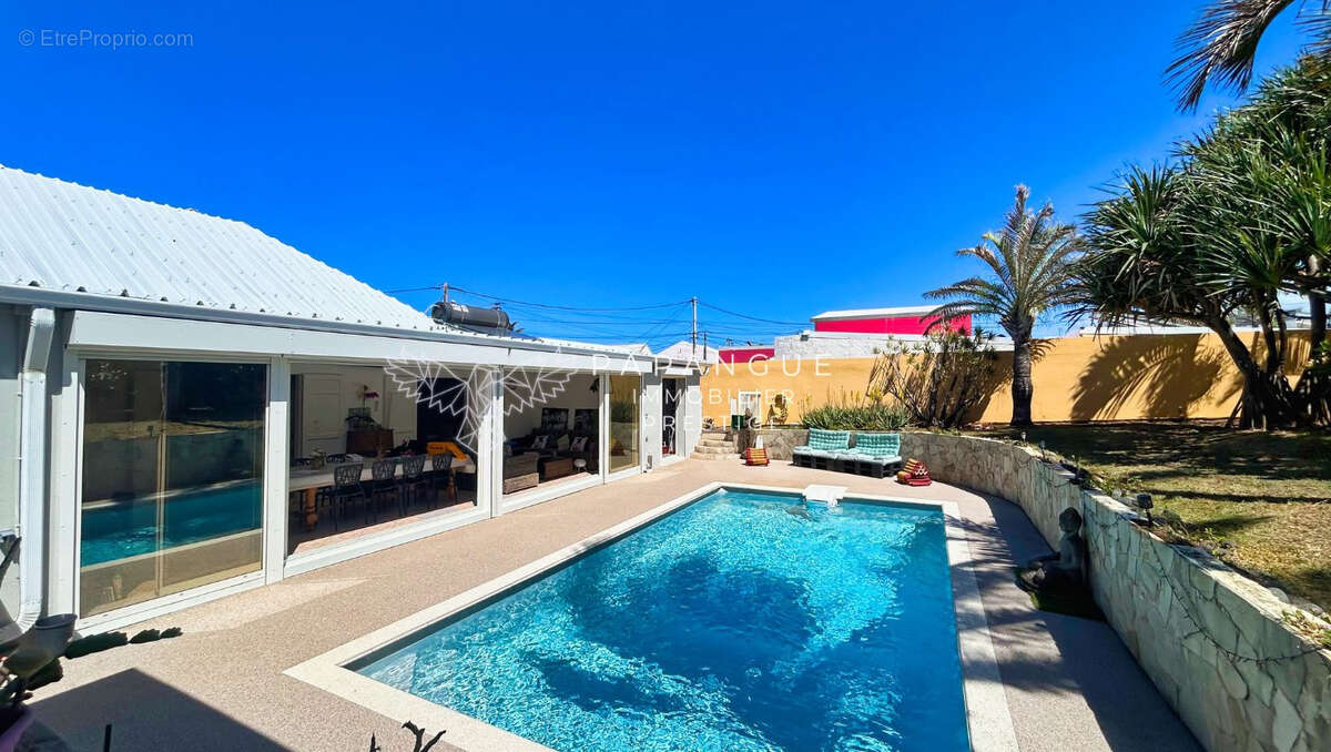 Maison à SAINT-PIERRE