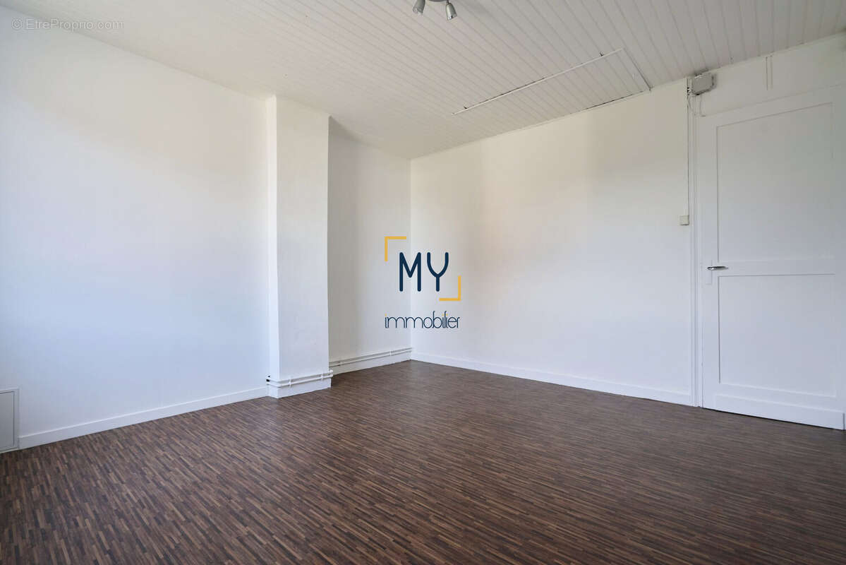 CHAMBRE 1/3 - Maison à vendre - 4 pièces - 85 m² - Marquette-Lez-Lille (Jardin) - À rénover - Maison à MARQUETTE-LEZ-LILLE