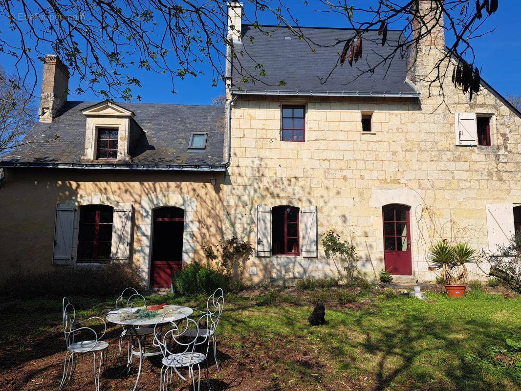 Maison à MAZE