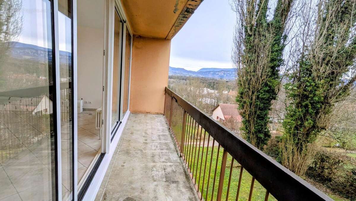 Appartement à LE PONT-DE-BEAUVOISIN