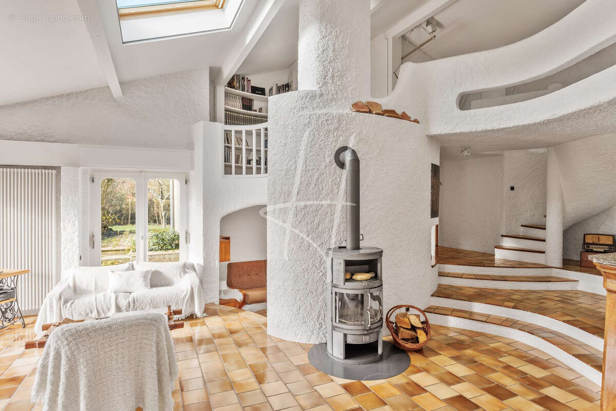 Maison à CORNY-SUR-MOSELLE