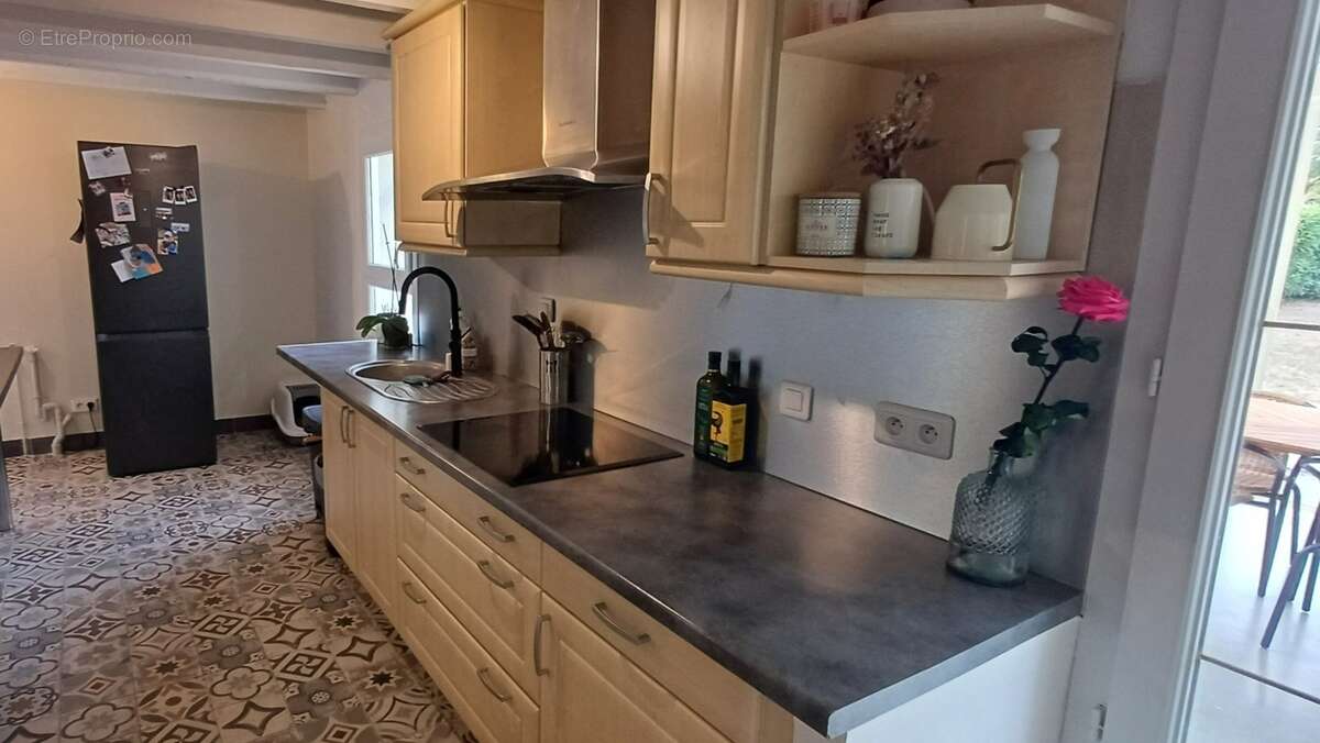 Maison à vendre 4 pièces  (16) FLEAC  3 chambres, garage, véranda et terrain - photo 6