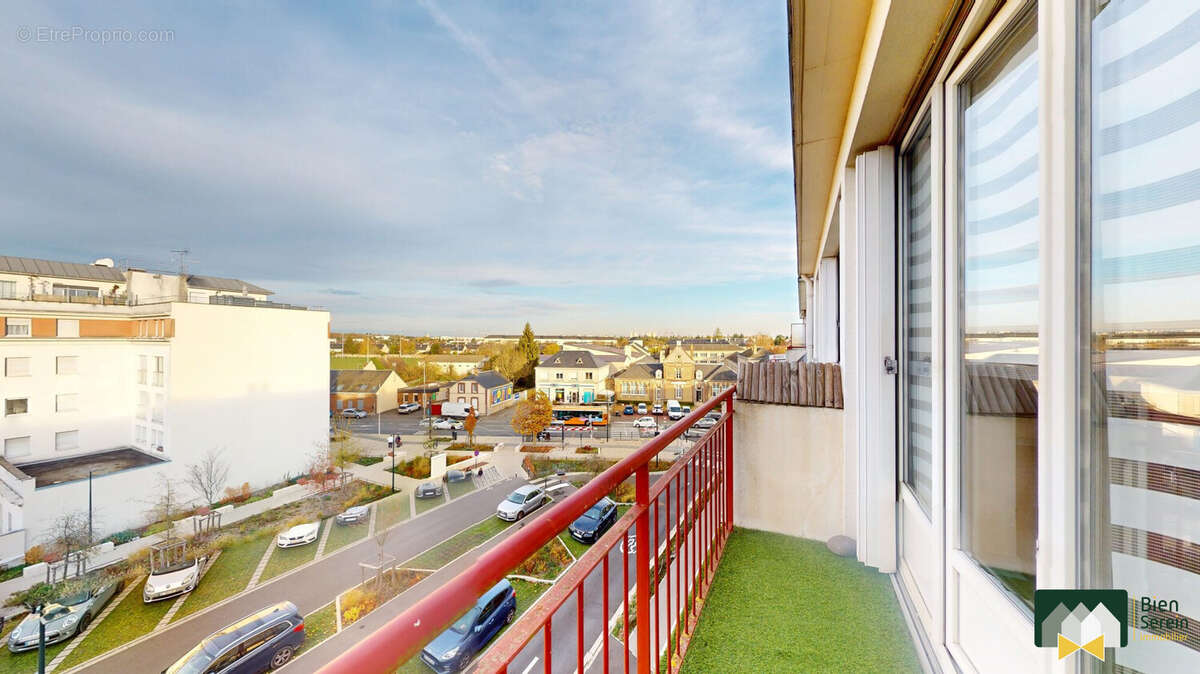 Balcon  - Appartement à LUCE